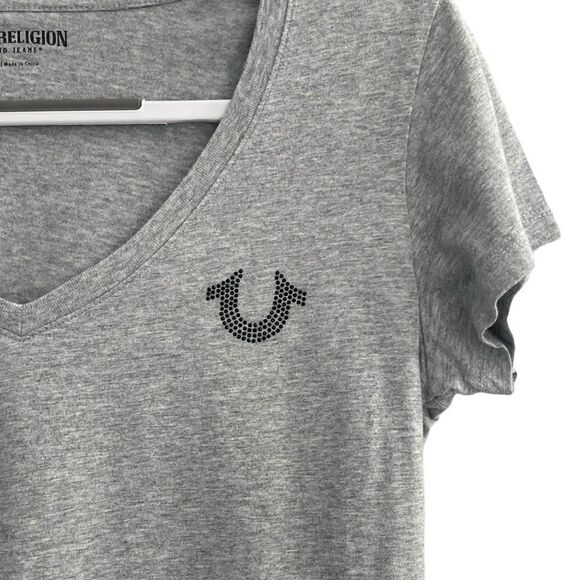 True Religion- Short Sleeve Tee shirt with Logo.    Size: Large Color: Gray - Picture 3 of 6
